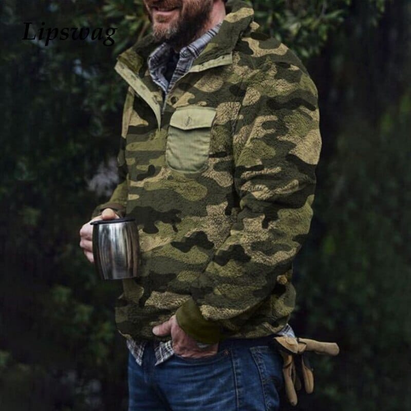 URBAN Wanted AXEL Fleece Sweatshirt